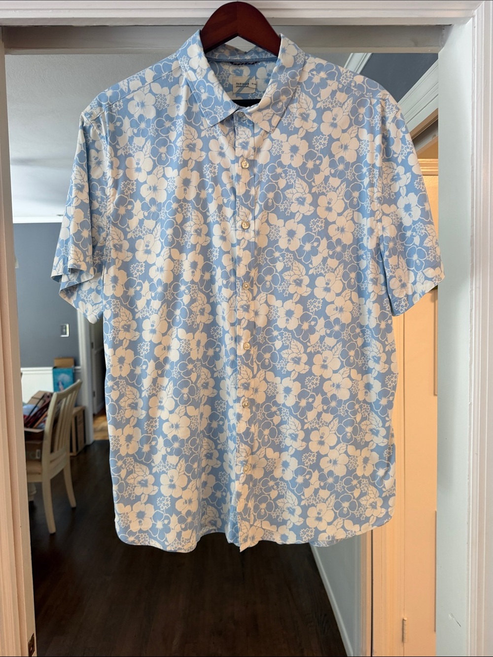 Men’s Fair Harbor Light Blue Floral Short-Sleeve Button-Up Shirt